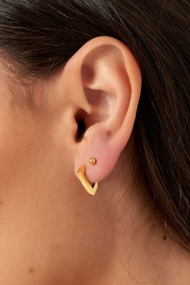Pendientes pequeños con forma de diamante - Color plata h5 Imagen3